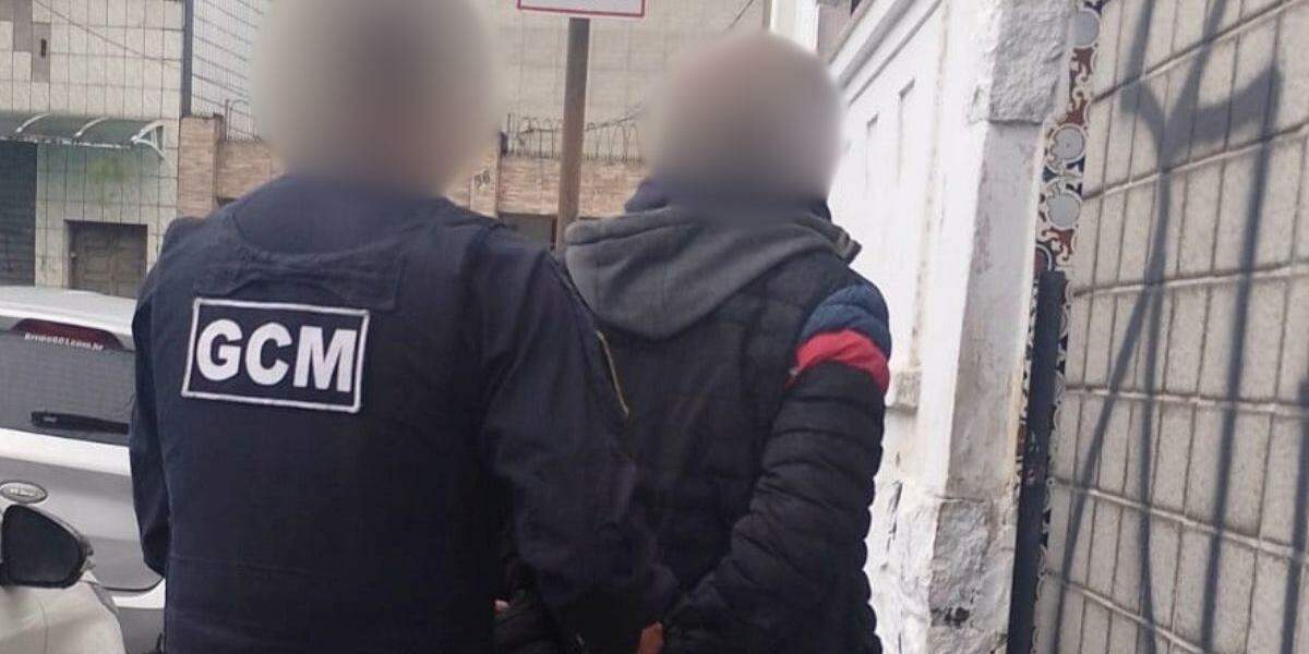 Homem foi levado para a DDM de São Vicente por agentes da Guardiã Maria da Penha