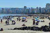 Quarta-feira (29) promete temperaturas acima de 30°C na Baixada Santista, que tem sido impactada pelo veranico em julho