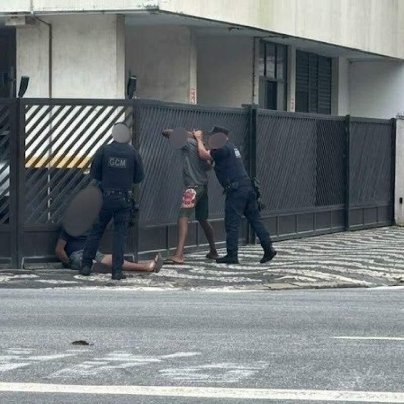 Homem foi detido e conduzido para a delegacia