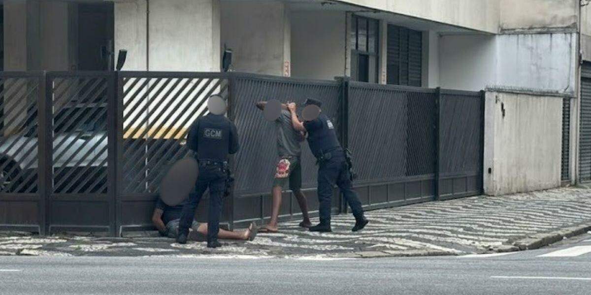 Homem foi detido e conduzido para a delegacia