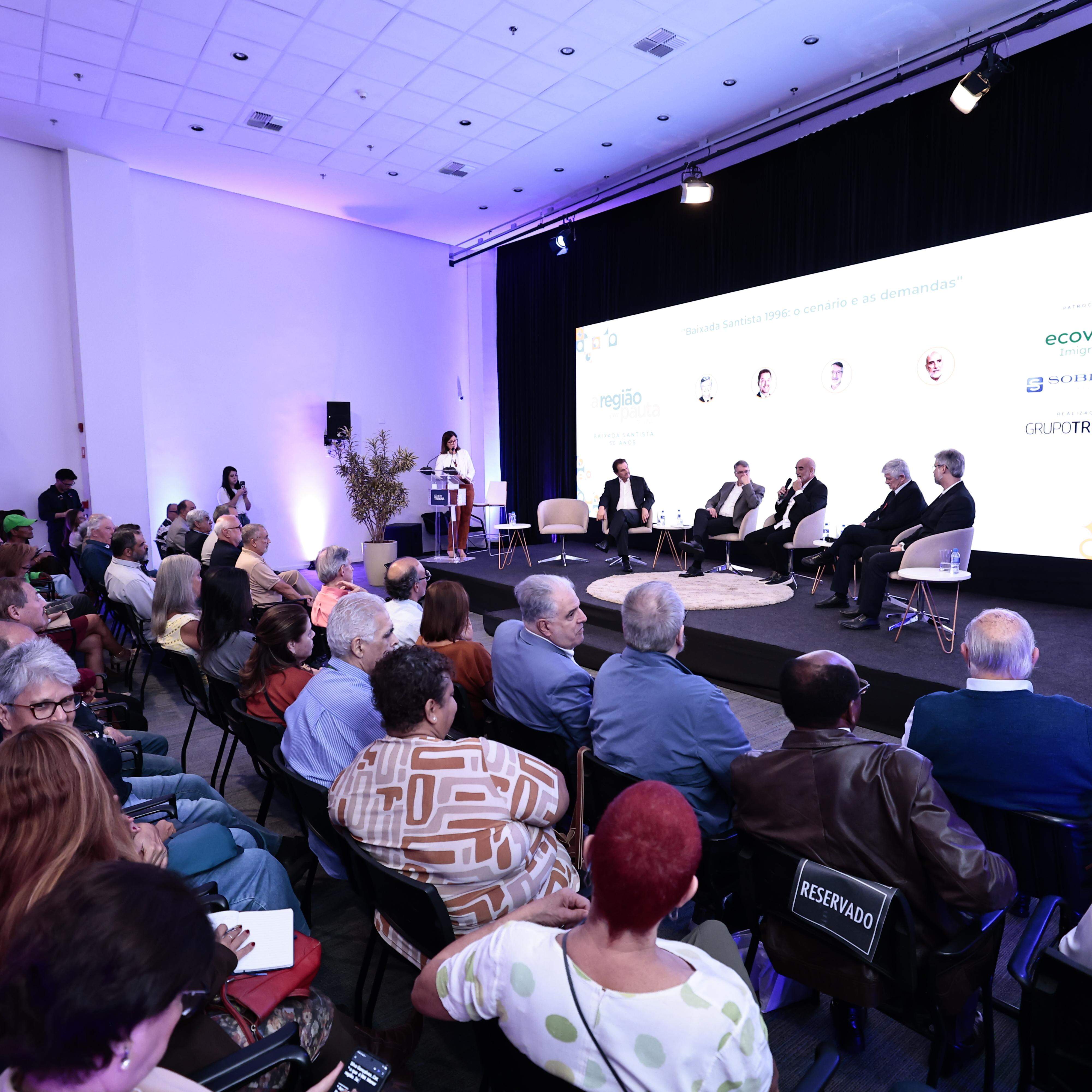 Participantes do primeiro painel trataram das origens e da evolução dos debates metropolitanos na região