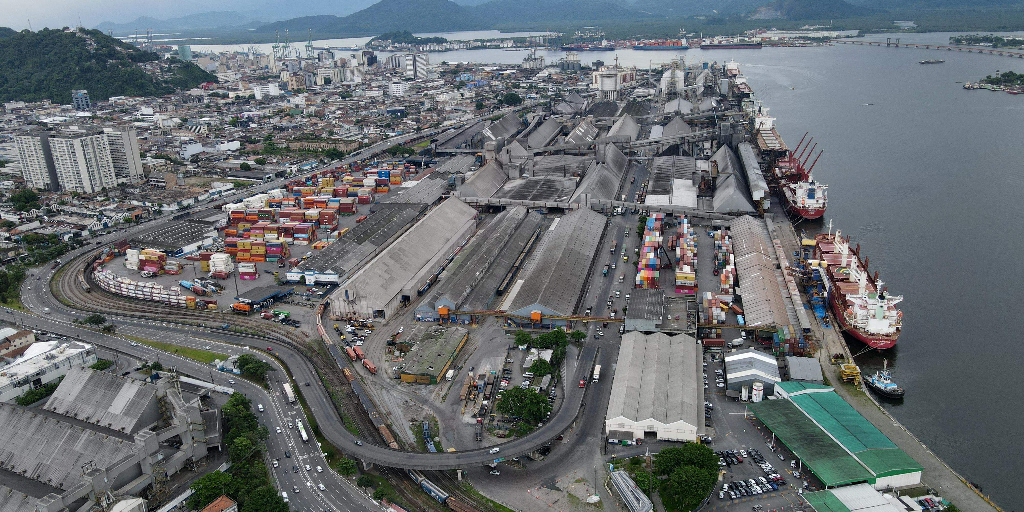 Redução de 34,6%, determinado pela Antaq, é na tarifa cobrada dos operadores pela utilização da infraestrutura operacional ou terrestre