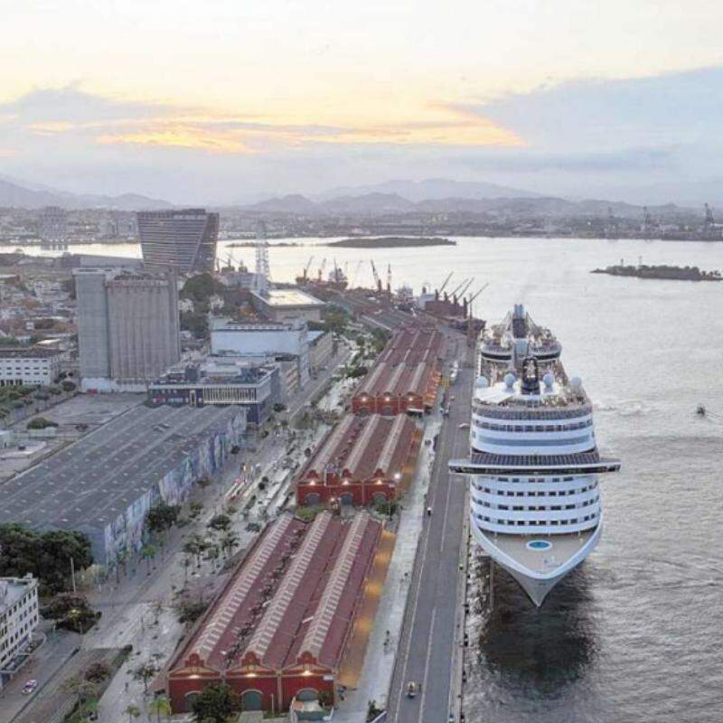 Píer Mauá está inserido na revitalizada zona portuária carioca, oferecendo infraestrutura e visibilidade