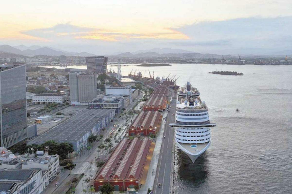 Píer Mauá is located within Rio de Janeiro's revitalized port district, offering outstanding infrastructure and visibility