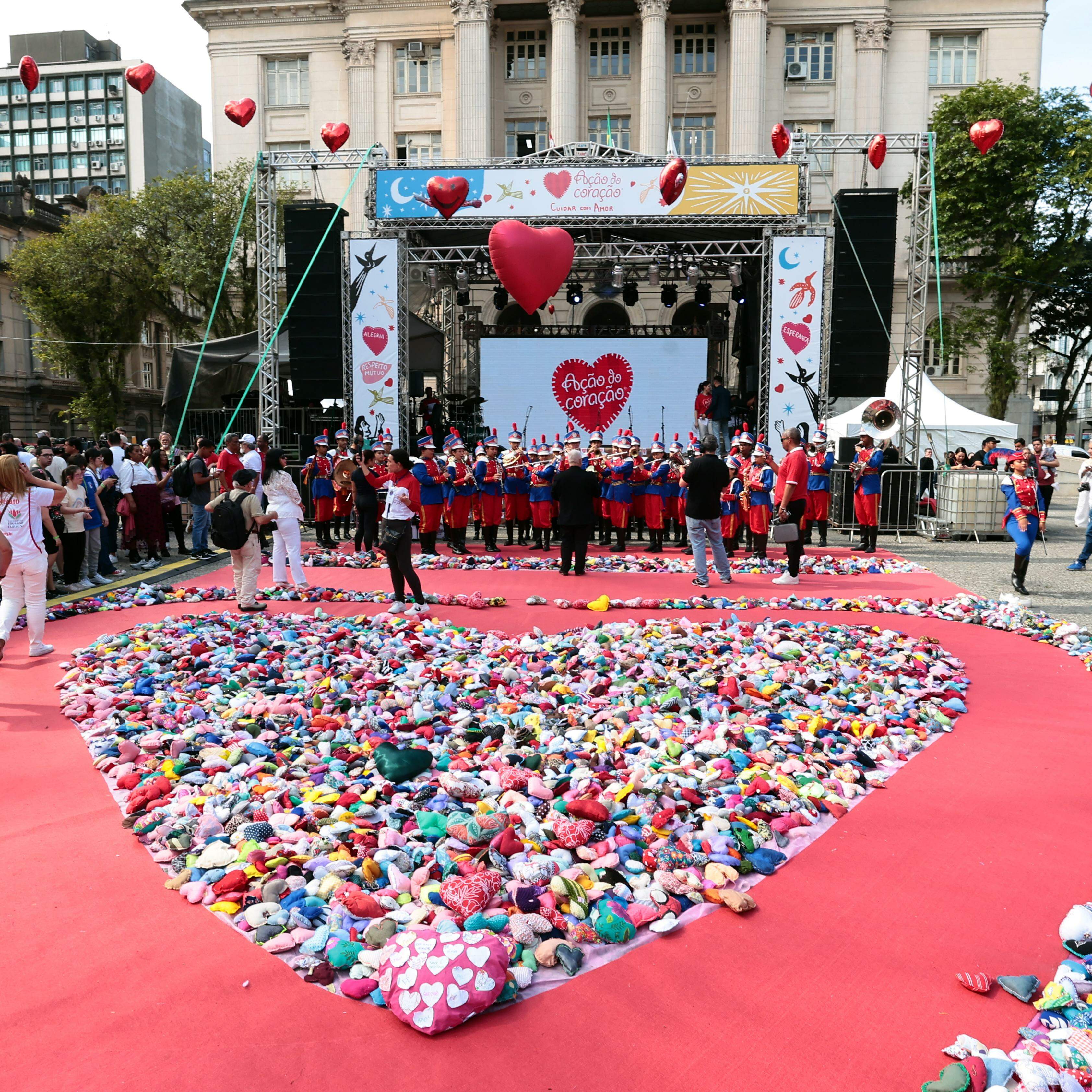 Com o tema Quando o Amor Inclui, o Mundo se Transforma, são esperadas cerca de 20 mil pessoas