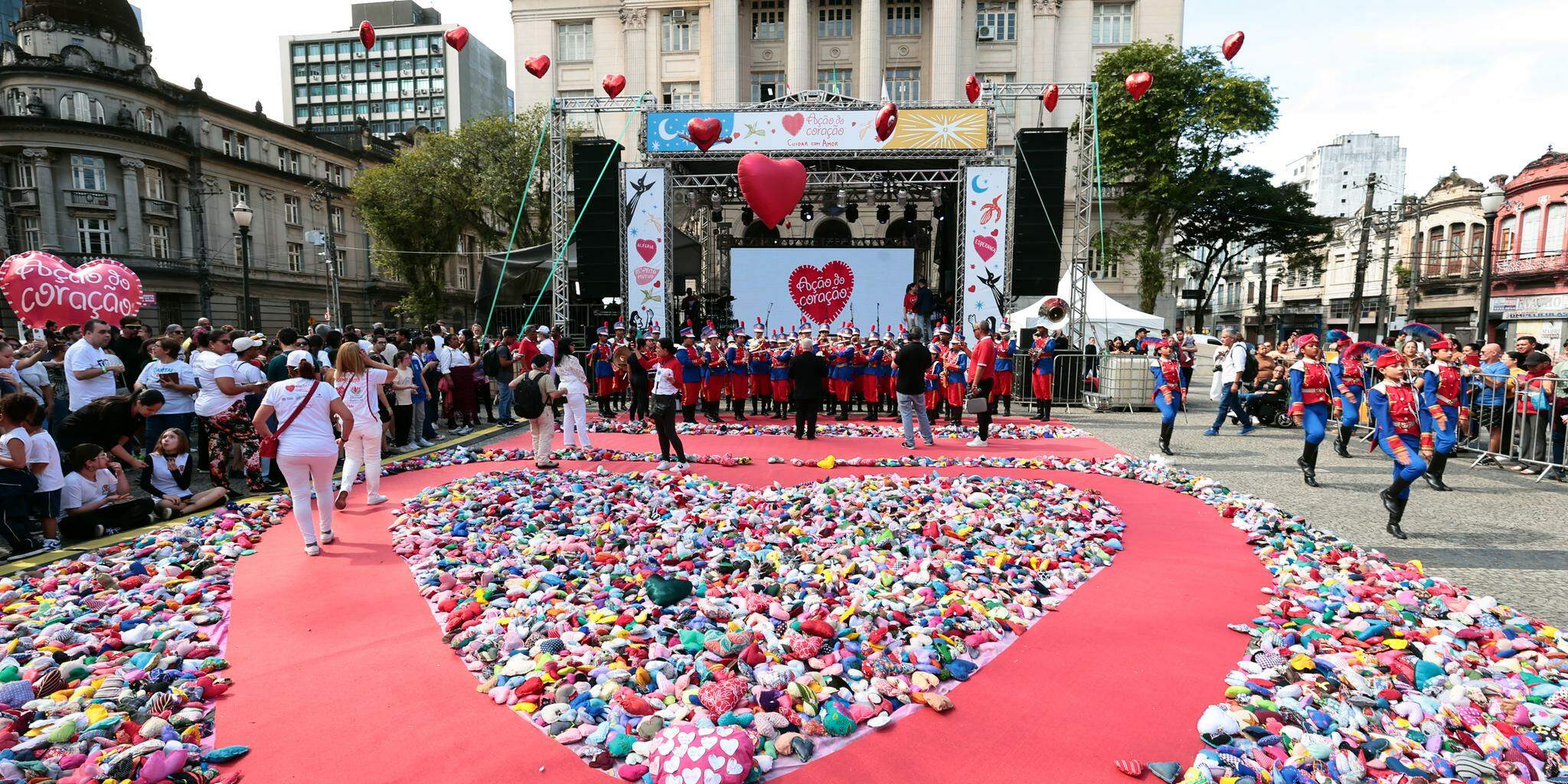 Com o tema Quando o Amor Inclui, o Mundo se Transforma, são esperadas cerca de 20 mil pessoas