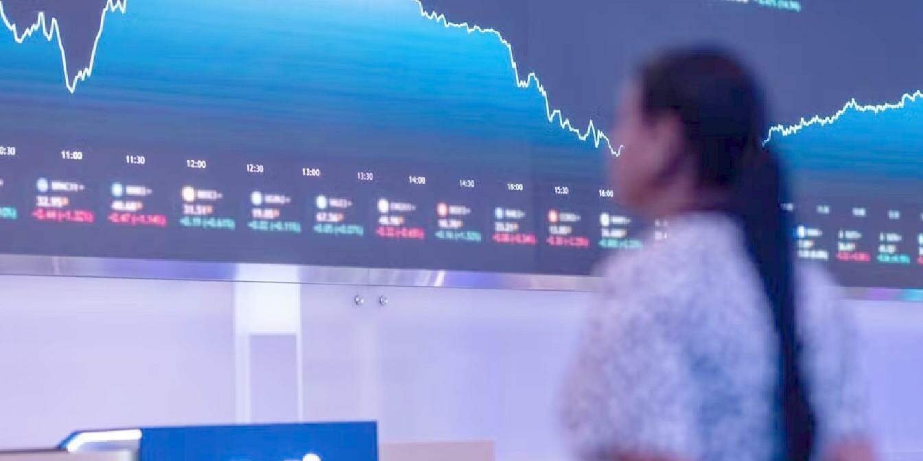 B3, bolsa de valores com sede em São Paulo, oferece chances de estágio, mas apenas para mulheres