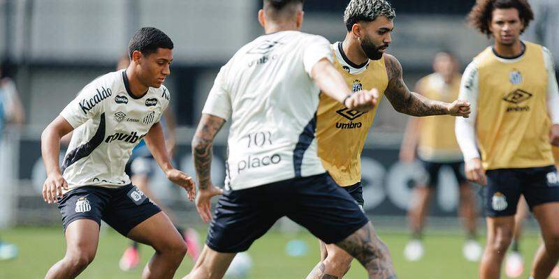Gabigol não foi bem contra a Universidad Central, mas segue como artilheiro do time no ano, com 15 gols
