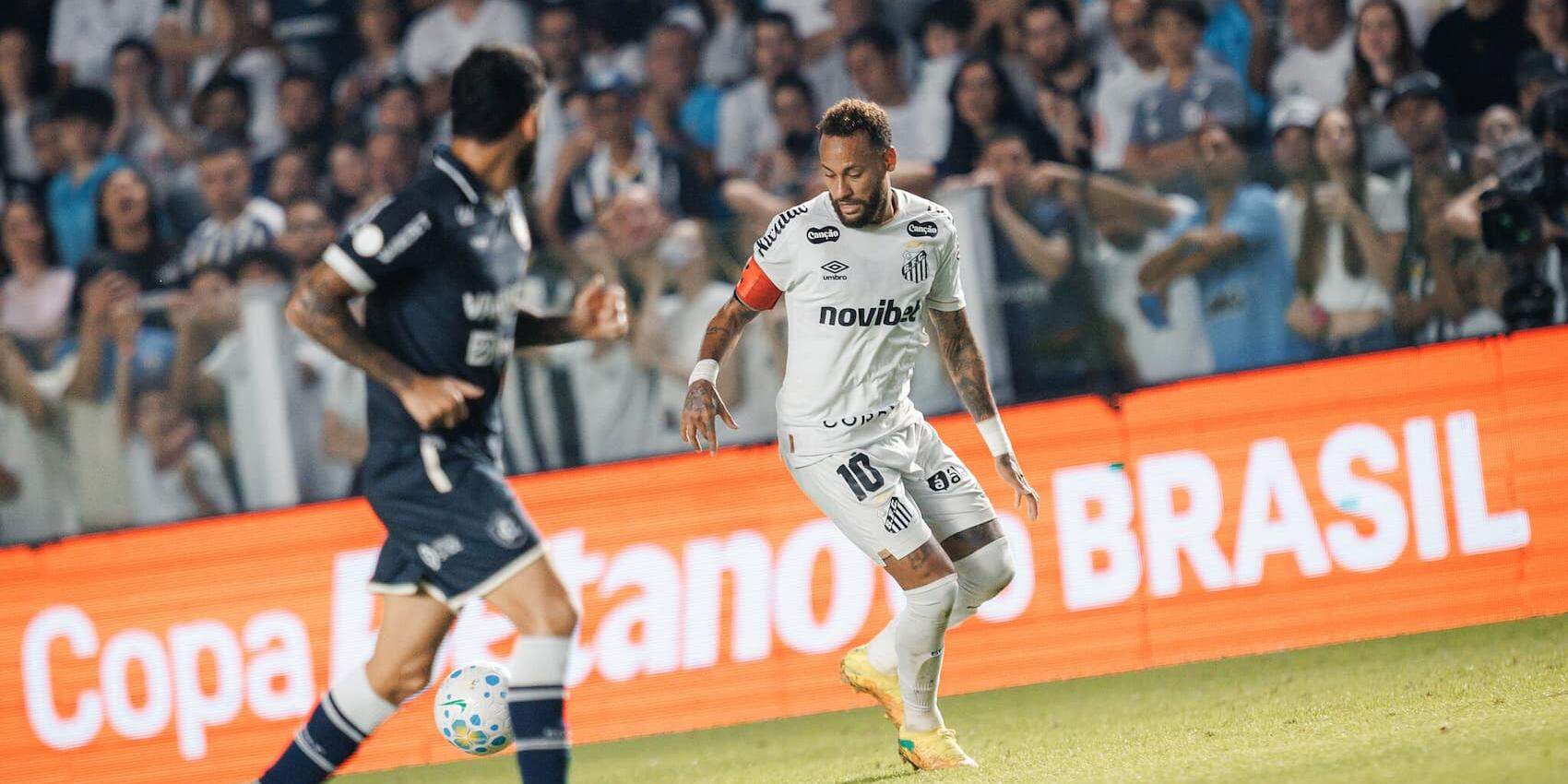 Neymar teve atuação discreta no empate sem gols entre Santos e Remo, no jogo de ida das oitavas da Copa do Brasil