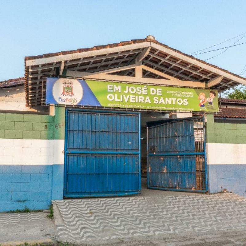 Menino passou na EM José de Oliveira Santos, localizada no Bairro Rio da Praia