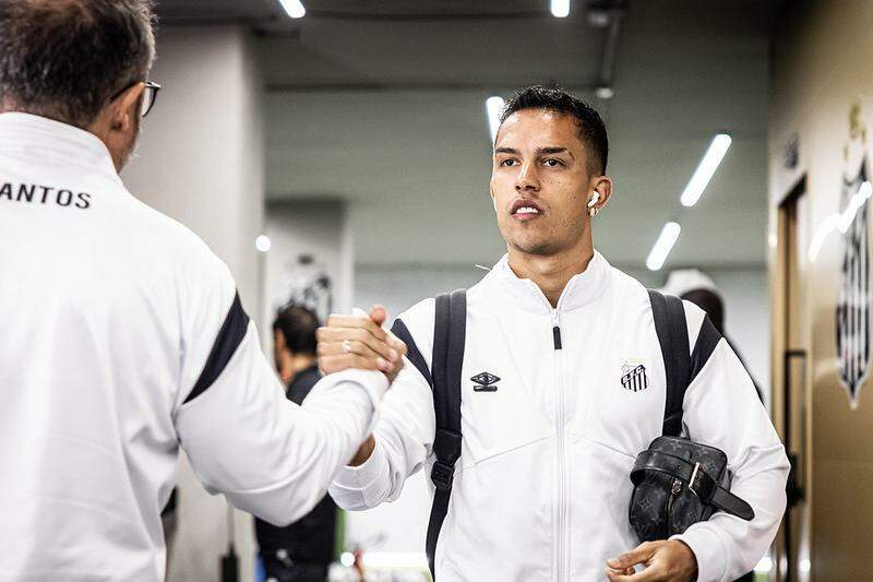 Lesionado, Igor Vinícius fica fora de jogo mais uma vez, algo que tem sido comum nesta temporada