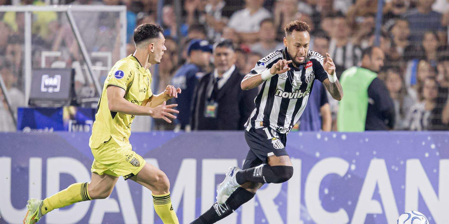 Segundo o Santos, Neymar se juntará à delegação santista em Belém nesta terça para o jogo contra o Remo