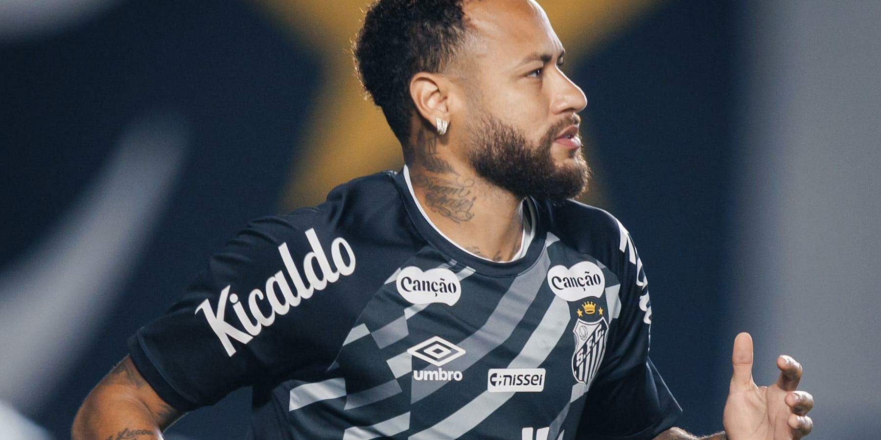 Neymar tem contrato com o Santos até dezembro, mas não sabe se continuará jogando na próxima temporada