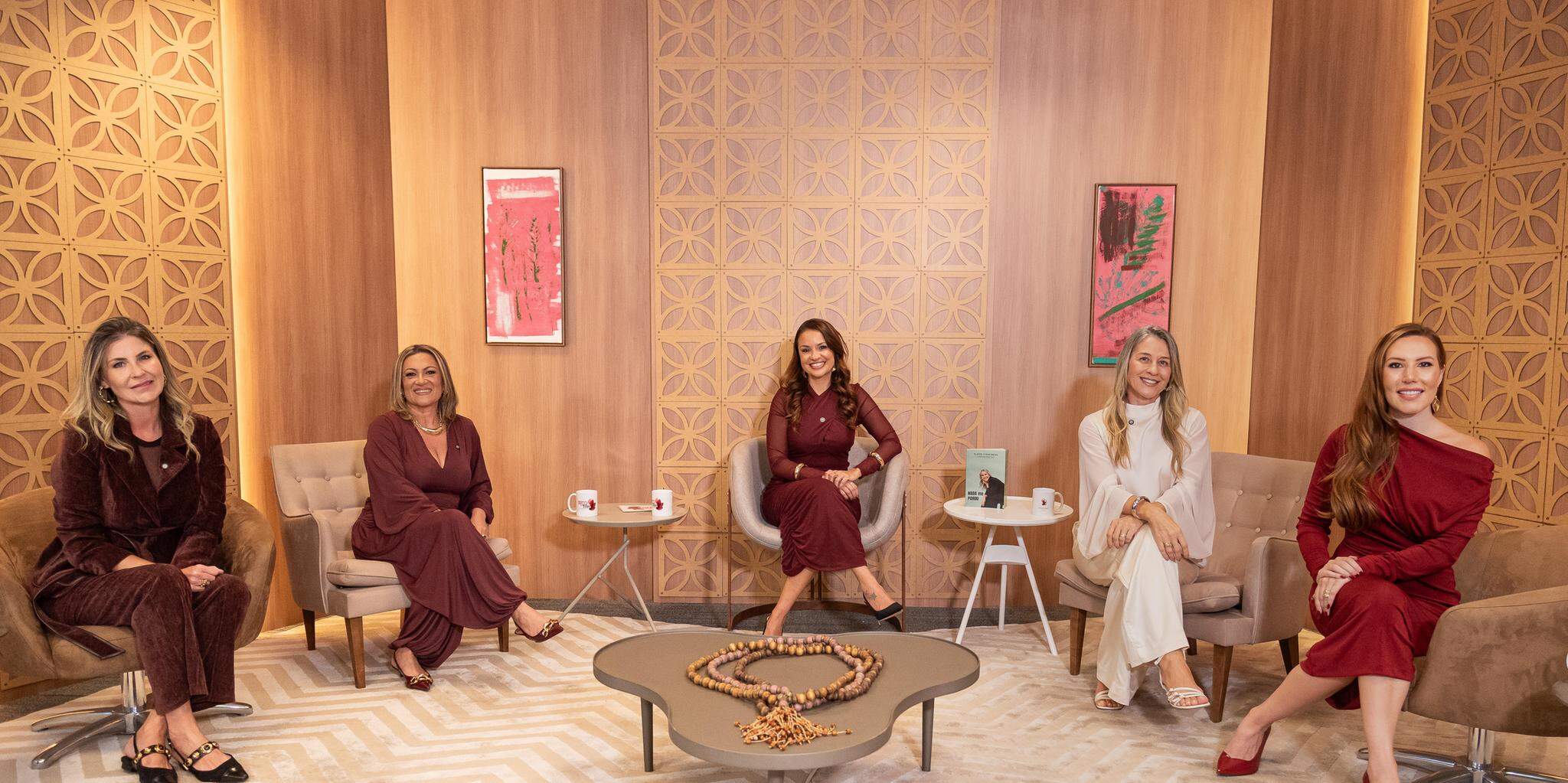 Anatércia Romano, Thaynara Moraes, Vanessa Toledo, Alaíde Figueiredo, Valéria Teixeira