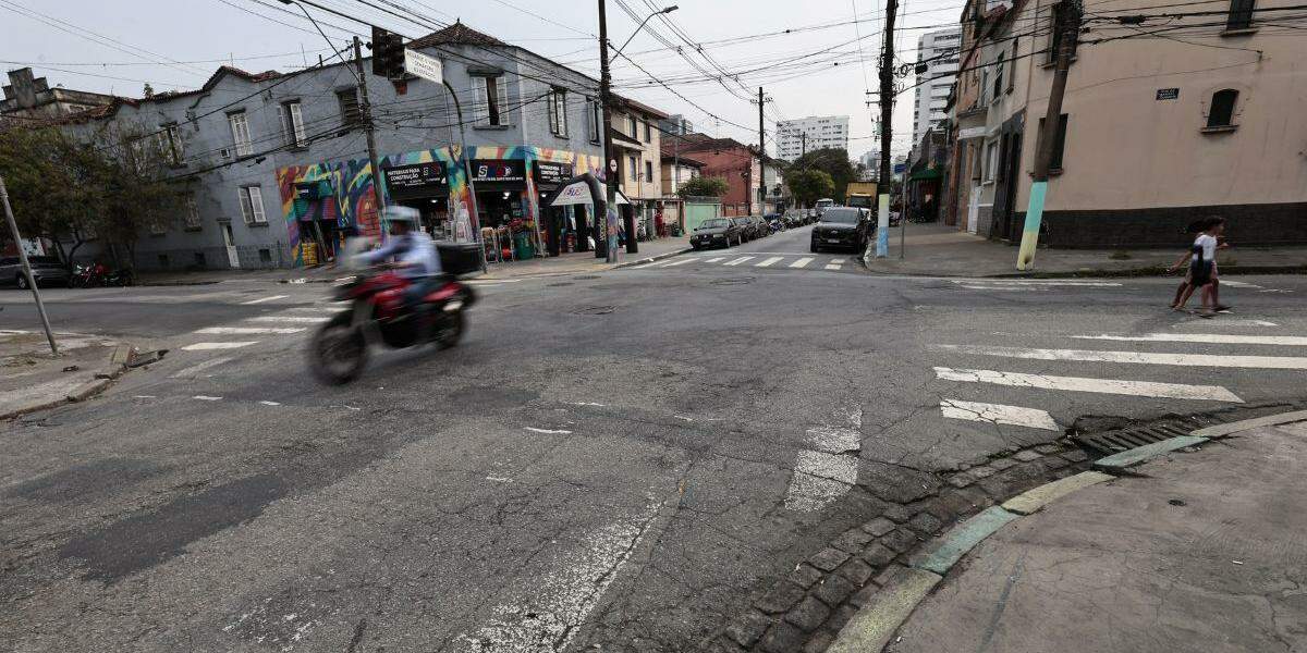 Investimento permitirá fazer 45 mil m2 de sinalização horizontal e instalar tachões, diz companhia
