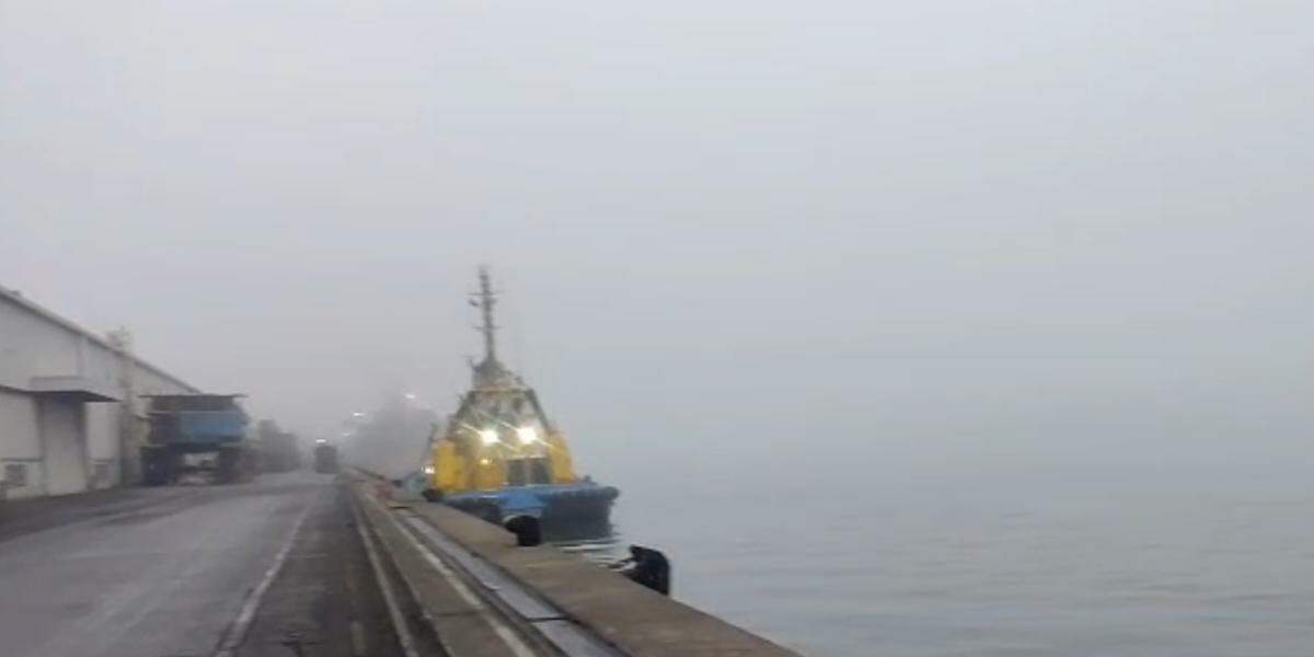 Navegação no Porto de Santos foi suspensa nesta quarta (5) por conta de nevoeiro