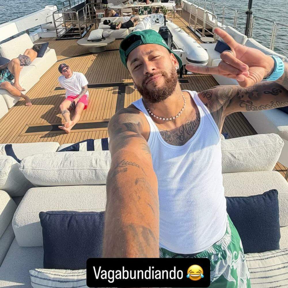 Pivô e alvo de confusão no Mangueirão, Neymar ironizou declaração do presidente do Remo ao ostentar em lancha de luxo