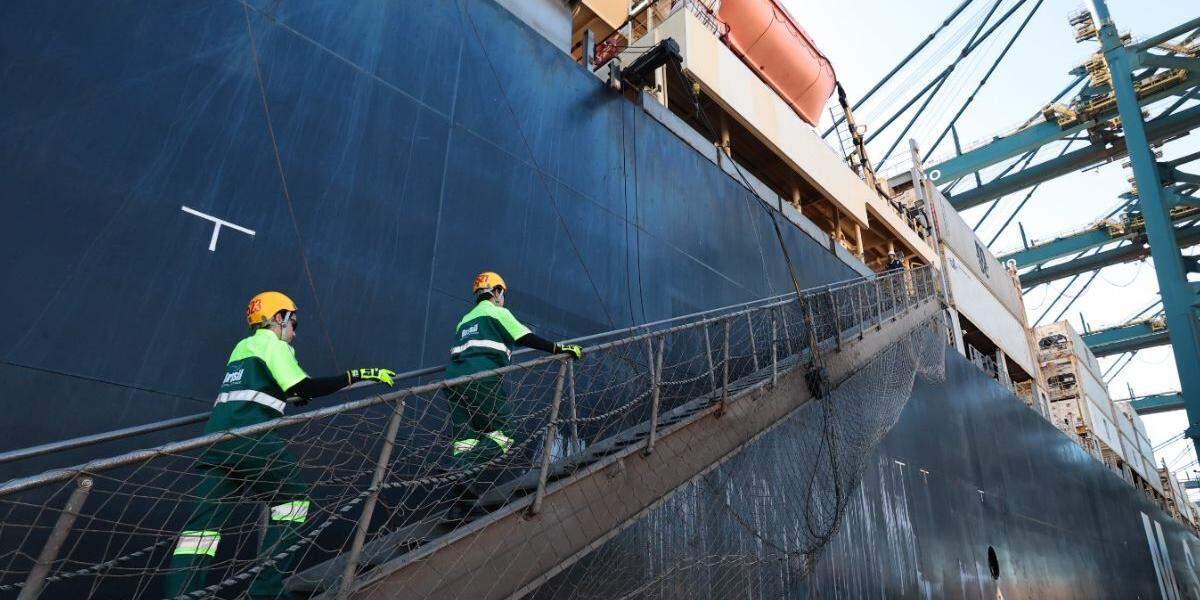 Data on the number of women working in port operations will help the sector identify the adjustments needed to improve working conditions