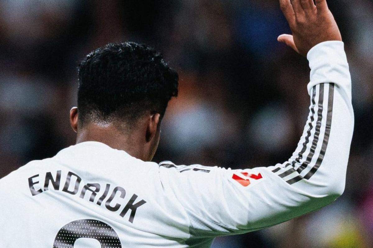 Endrick voltará a vestir a camisa 9 no Real Madrid