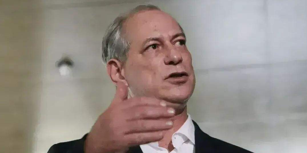 Ciro Gomes diz que deve decidir em maio sobre qual cargo disputará neste ano
