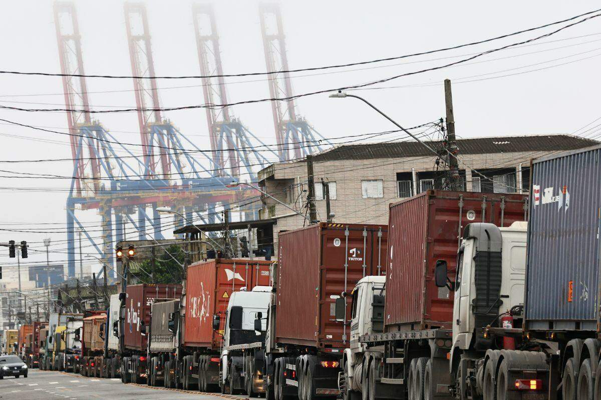 Documento traz necessidade de reduzir custos logísticos, ampliar eficiência dos corredores de transporte e aumentar a competitividade