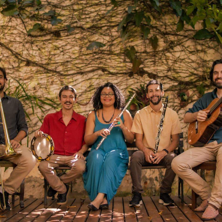 O Chorinho no Aquário recebe o quinteto Cincoreto, que interpreta canções de Anacleto de Medeiros
