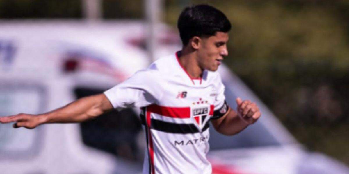 Nicolas retorna aos treinos do São Paulo 10 dias após acidente que matou idoso em Barueri