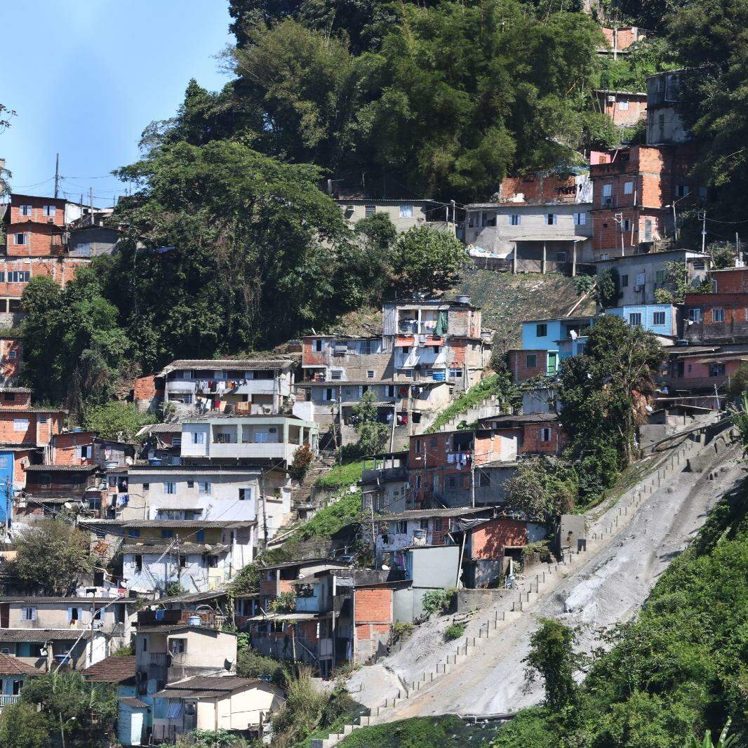 Monte Serrat é um dos locais onde transcorrerão serviços como contenção de encostas e drenagem