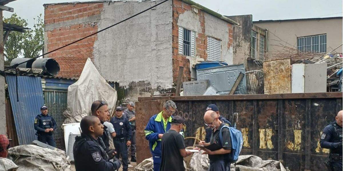 Não foram encontrados materiais de receptação no local