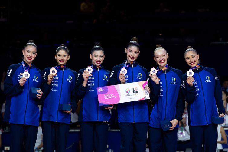 Brasil conquista bronze no Mundial e garante vaga olímpica na ginástica rítmica