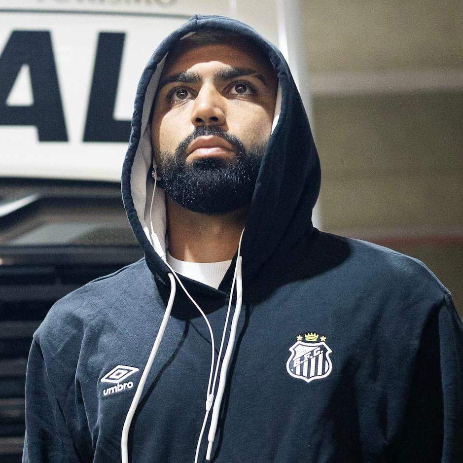 Gabigol completou 100 gols pelo Peixe e é o artilheiro do time na temporada, com 16 bolas na rede