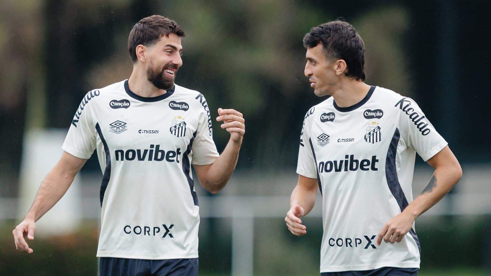 Luan Peres e João Schmidt estão confirmados no Santos para o confronto com o Vasco em São Januário