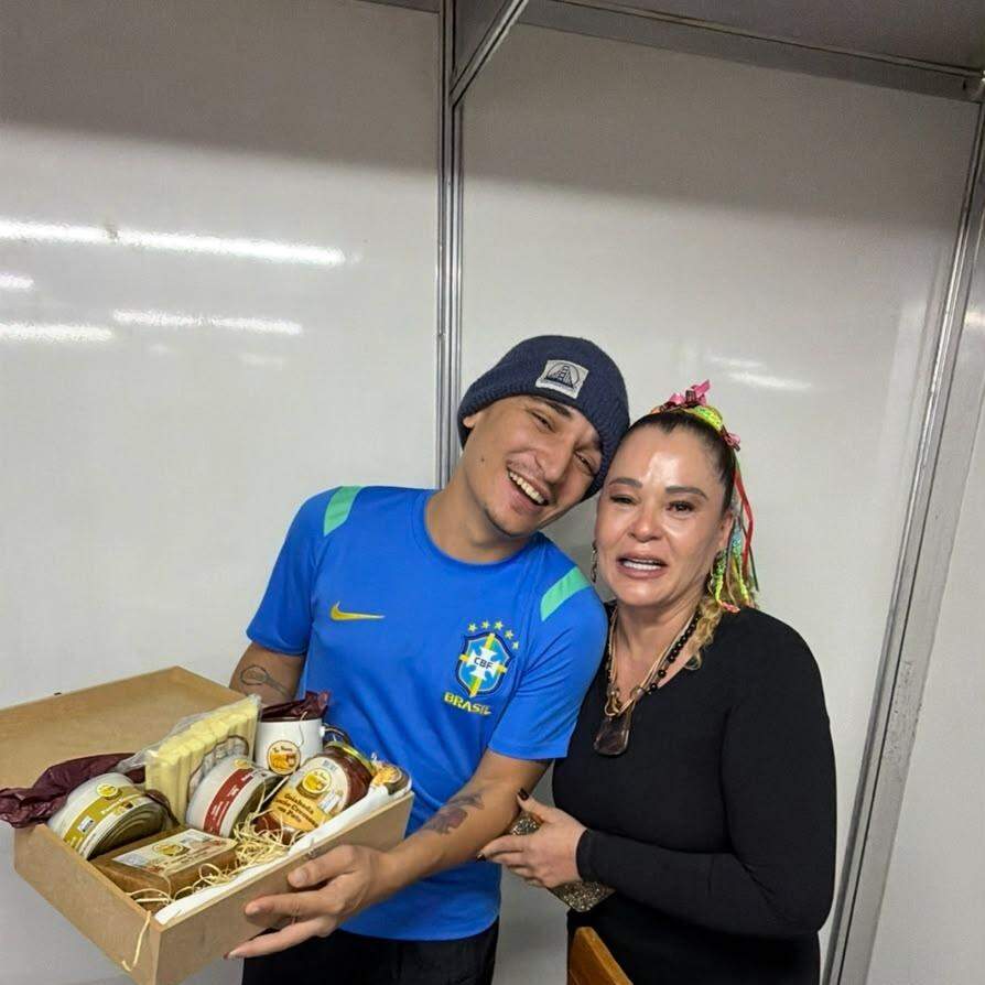 Tia Power com João Gomes, em uma de suas apresentações pelo Brasil: oportunidade e visibilidade