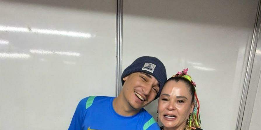 Tia Power com João Gomes, em uma de suas apresentações pelo Brasil: oportunidade e visibilidade