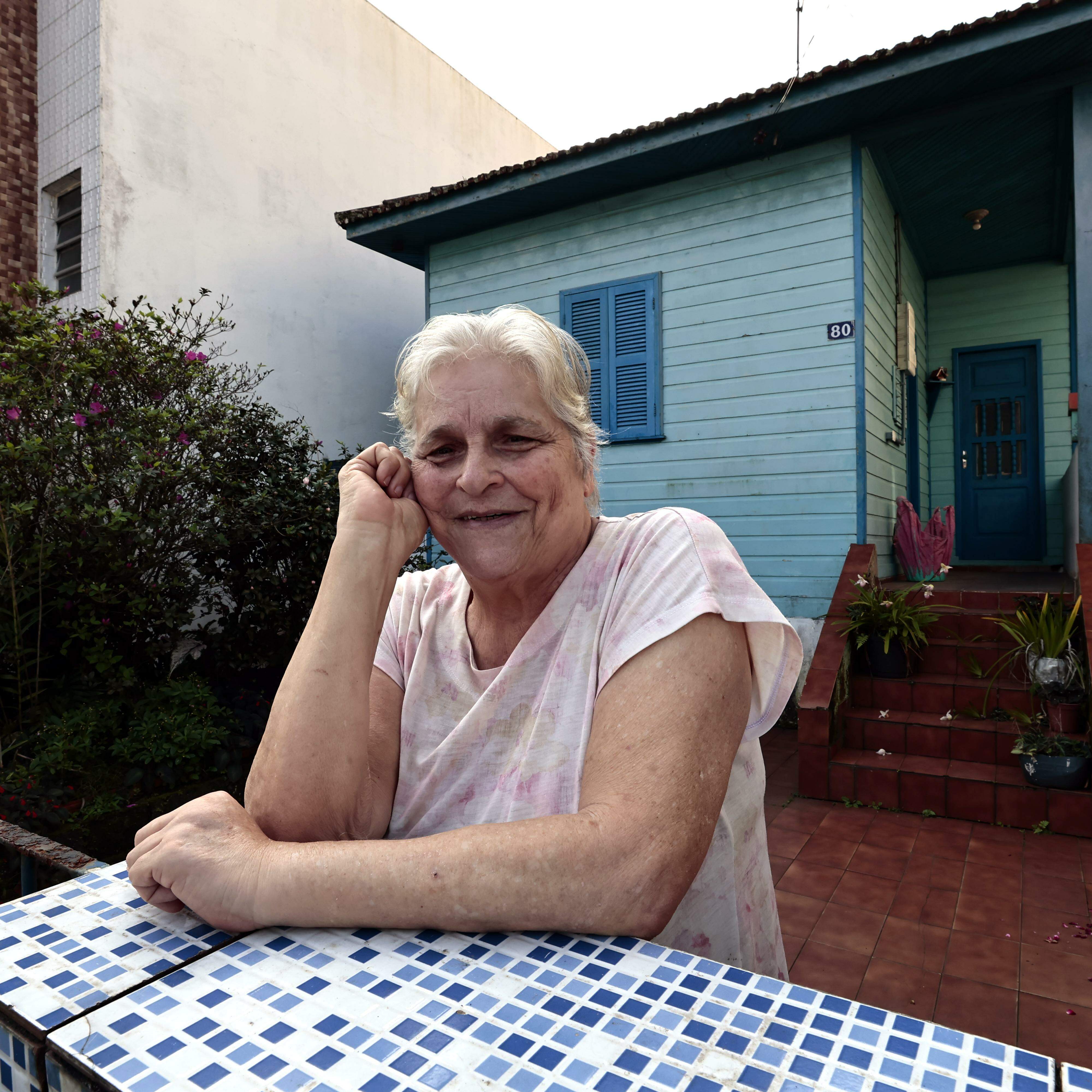 Maria Josefa nasceu no mesmo ano em que o pai começou a construir o chalé, no bairro Marapé: 1948