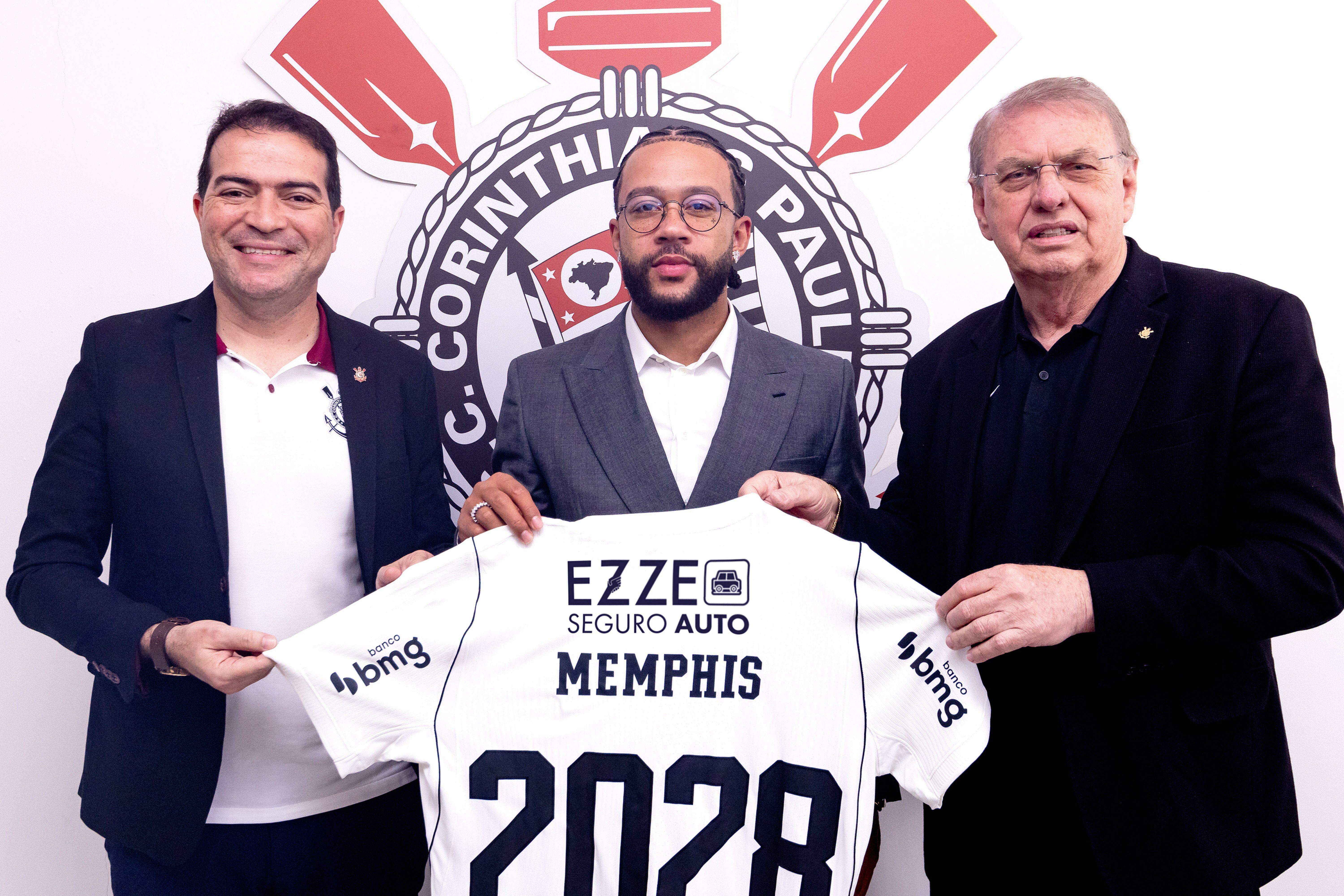 Fim da novela: Corinthians anuncia a renovação com Memphis Depay