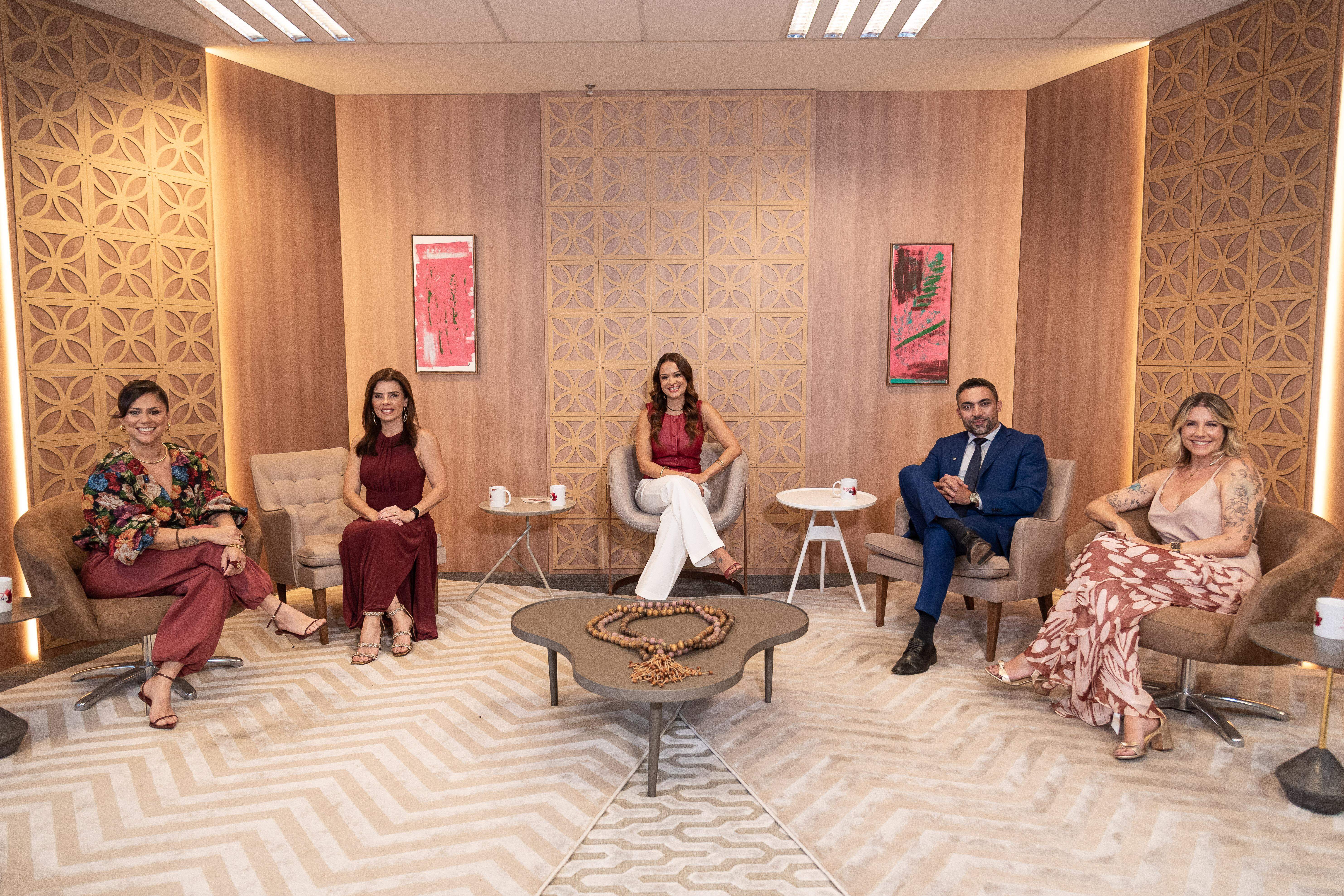 Deborah Cunha, Luciana Kirsten, Vanessa Toledo, Gustavo Amorim, Thayssa Nusa