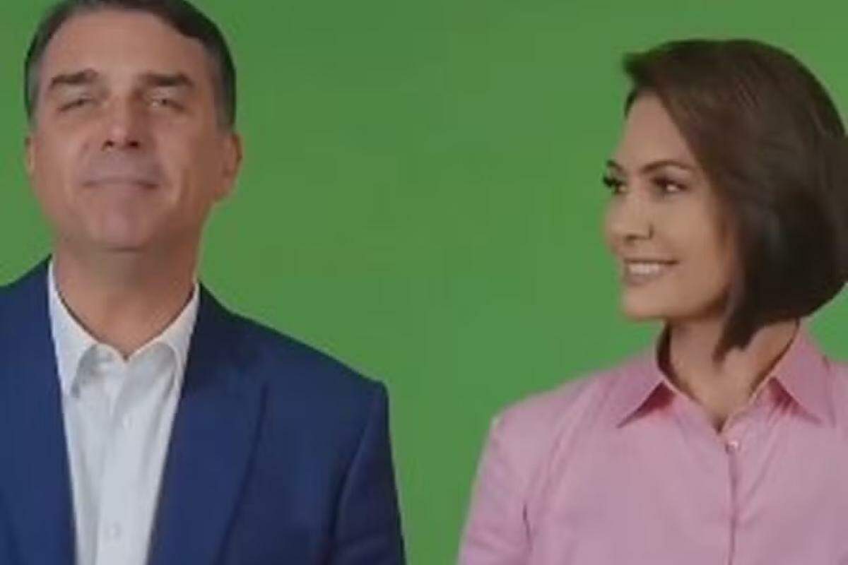 Michelle e Flávio Bolsonaro aparecem juntos em vídeo de campanha após rompimento público