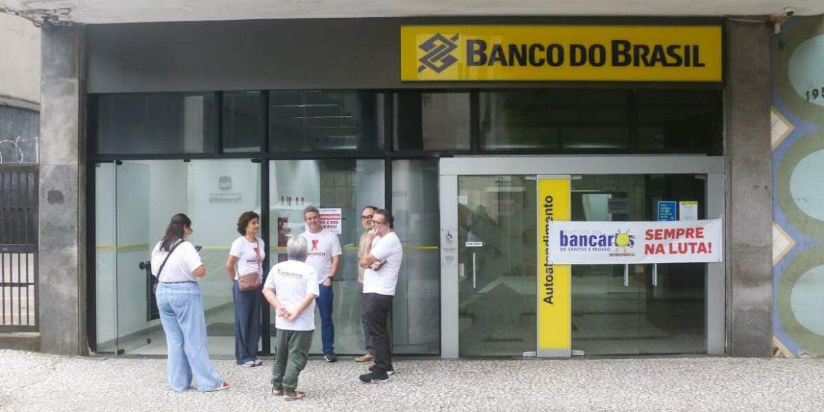 A previsão é de que o Comando Nacional dos Bancários e a Fenaban retomem as negociações na próxima segunda-feira (24)