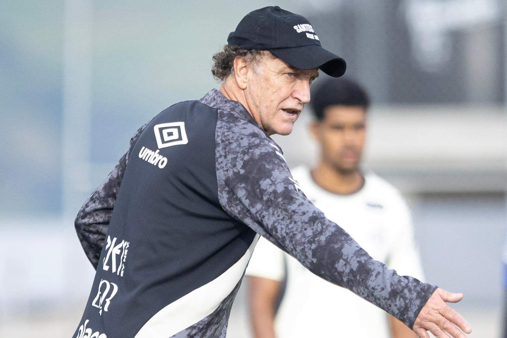 Cuca: “Provavelmente, a gente volta com o Oliva, perdemos o Neymar"