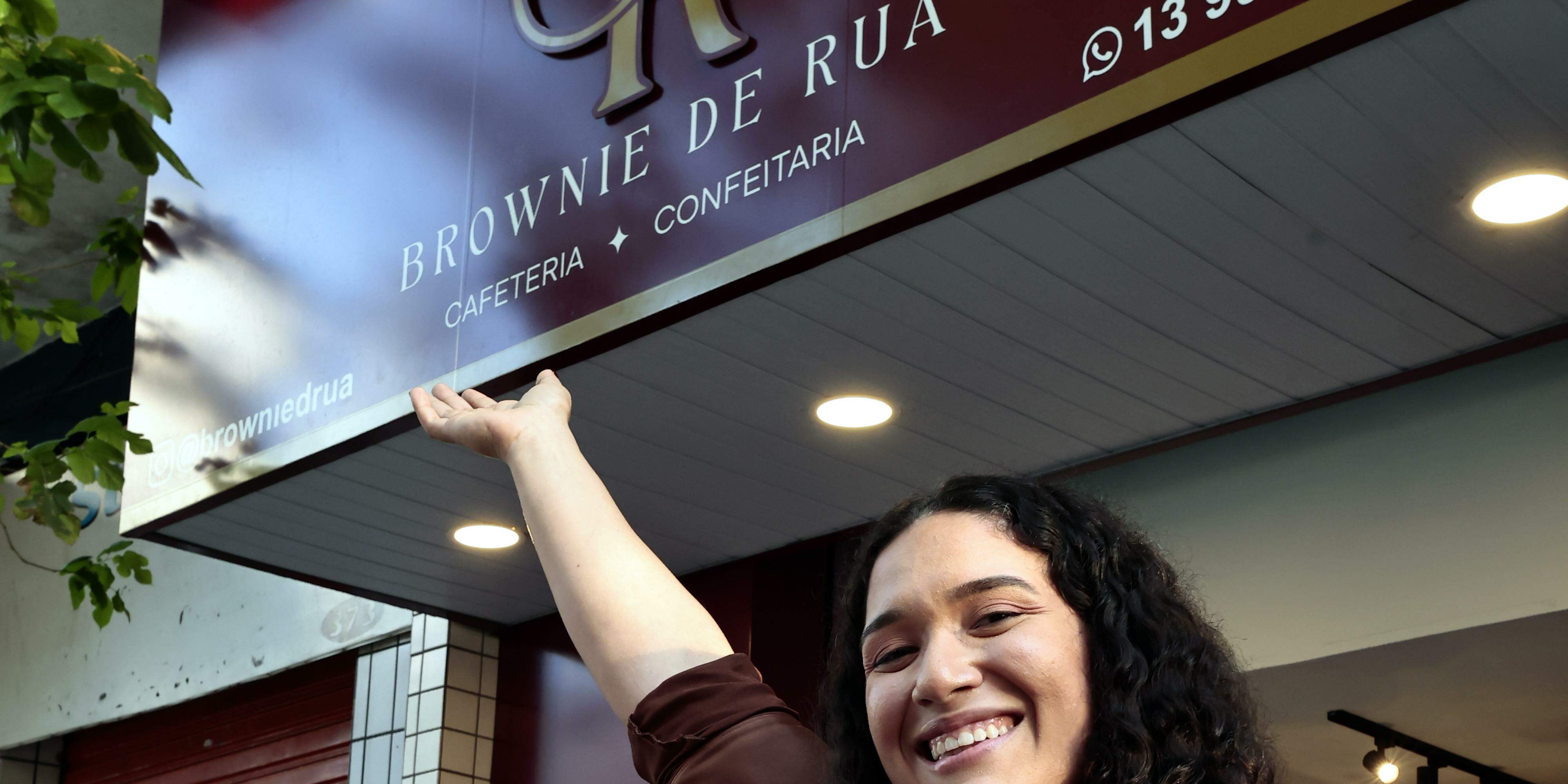 Amanda saiu da informalidade e realizou o sonho da própria loja