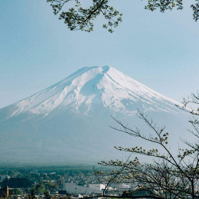 Homem de 48 anos deixou filho, de 7, sozinho em trilha no Monte Fuji, no Japão