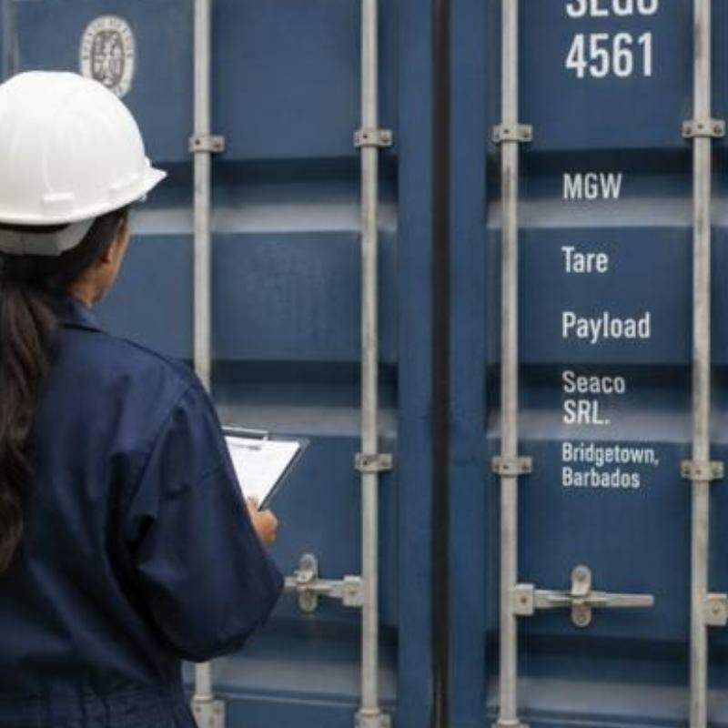 Capacitação é voltada para mulheres santistas com 18 anos ou mais
