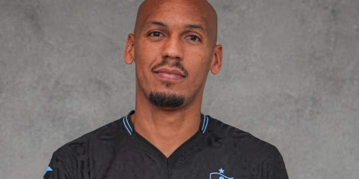 Brasileiro assinou com o clube turco