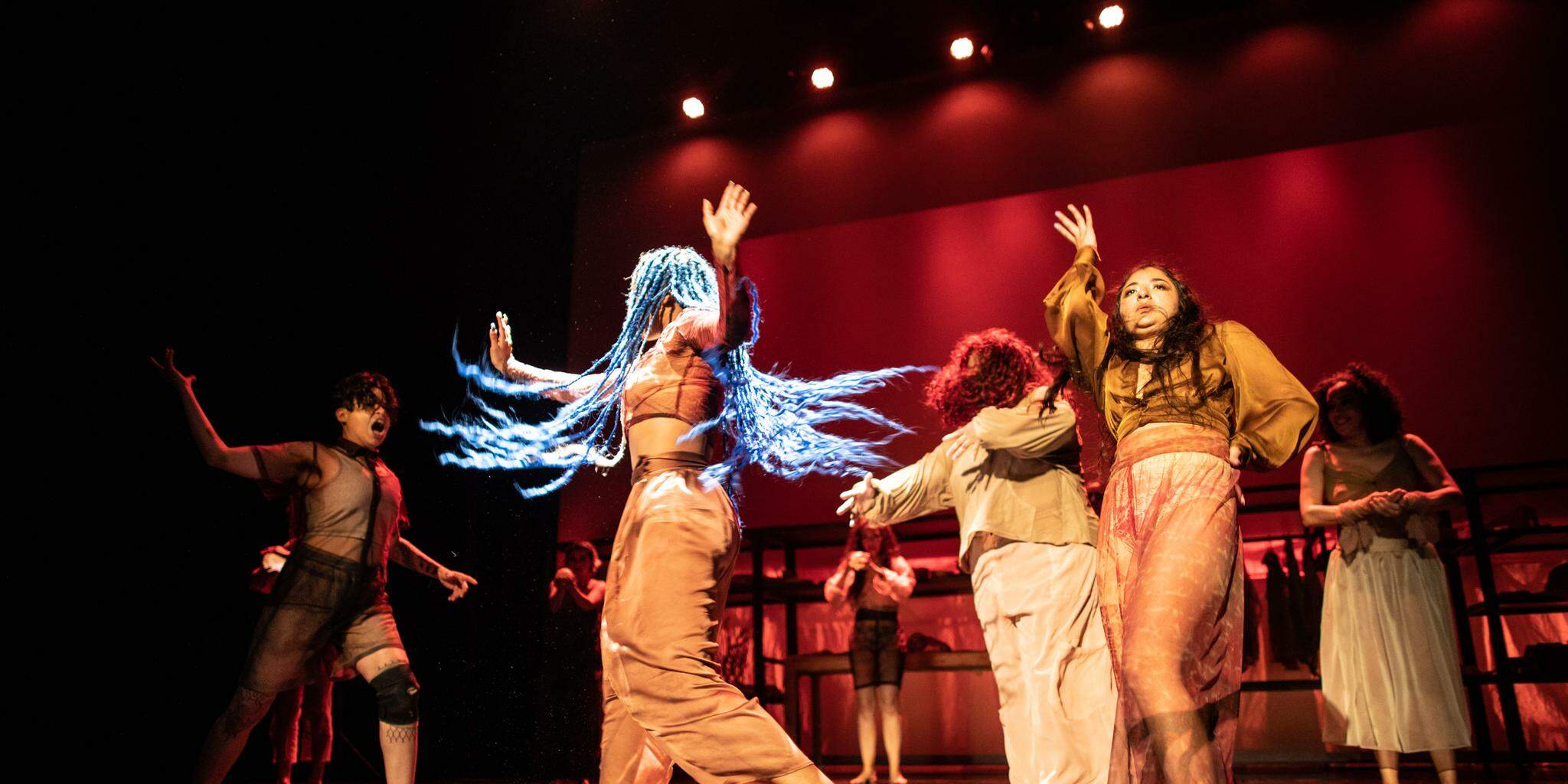 O espetáculo equatoriano Me·de·as abre o festival