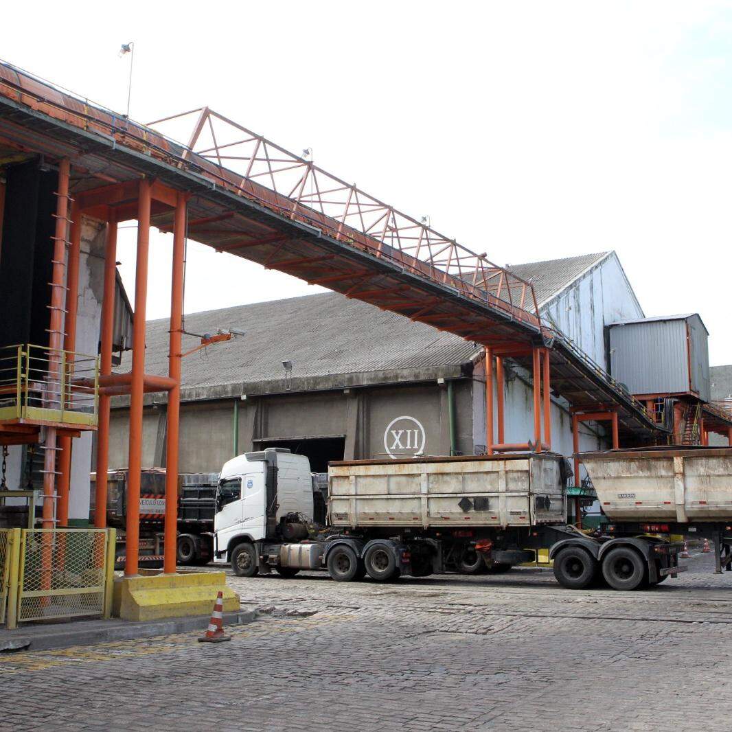 Porto de Santos is home to companies that receive fertilizers and whose operations should be expedited