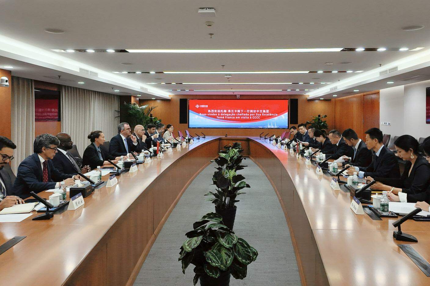 Missão China e Singapura visa apresentar carteira de projetos do MPor e discutir oportunidades bilaterais