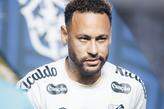 Joga ou não joga? Pendurado, Neymar é dúvida para o primeiro confronto do mata-mata contra o Palmeiras