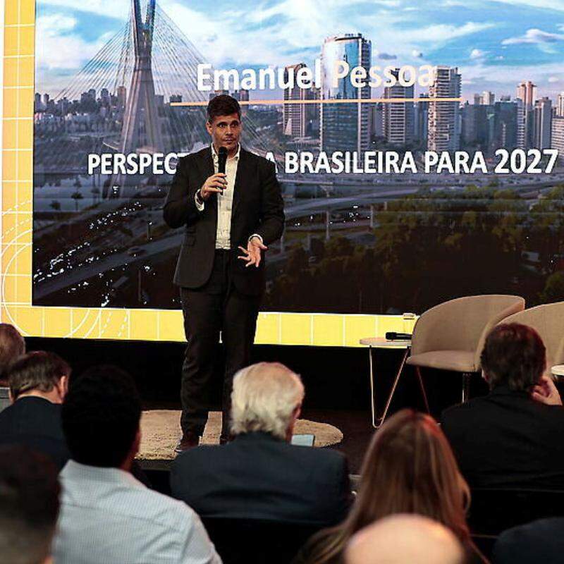 A 13ª edição do Summit da Construção Civil foi realizada no auditório do Grupo Tribuna e reuniu autoridades, empresários e especialistas do setor
