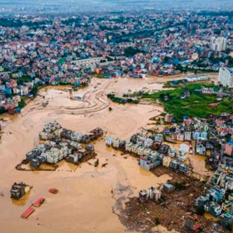 Ao menos 95 morrem em inundações no Nepal; pelo menos 384 turistas estão desaparecidos
